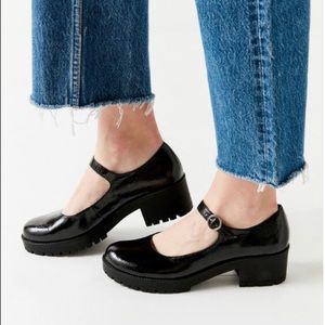 Black Mary Janes - Urban Outfitters-womens 6